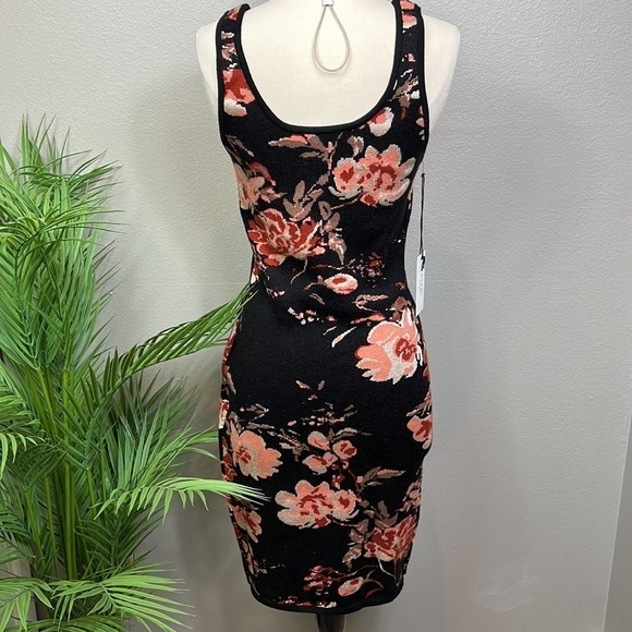 NWT Sweater Dress Ali + Jay | Knit Sleeveless Floral Dark Body Con Sheath Medium - Picture 3 of 8